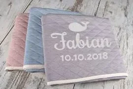 Babydecke mit Namen besticken