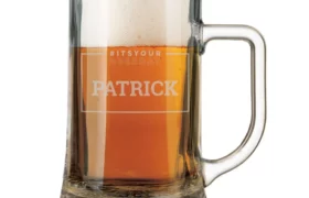 Bierkrug mit Gravur
