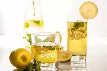 Trinkglas mit Gravur