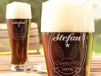 Weizenbierglas mit Gravur